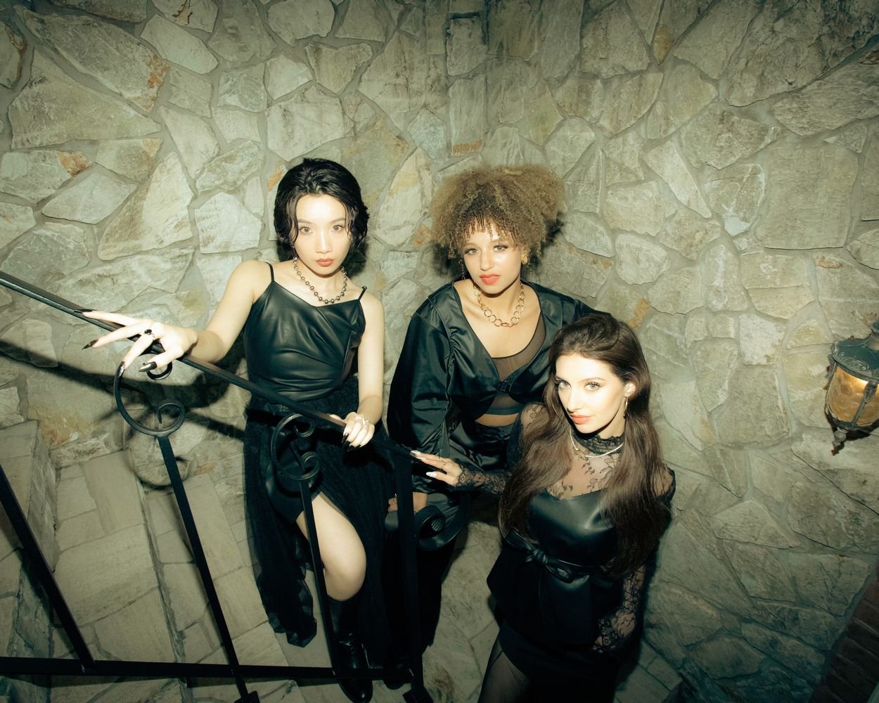 LOVELESS 7inch 悪女気分 遊女気分 ロカビリー ラブレス Loveless - Loveless | Deezer